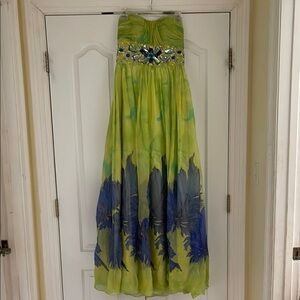 NEW Elegant Green and Blue Strapless Dress size 10